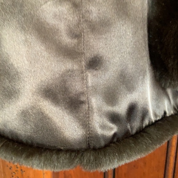 Victoria Secret 💕💕🛍Moda international Sweet Deep Chocolate Brown fur wrap 🎁 - Picture 11 of 12